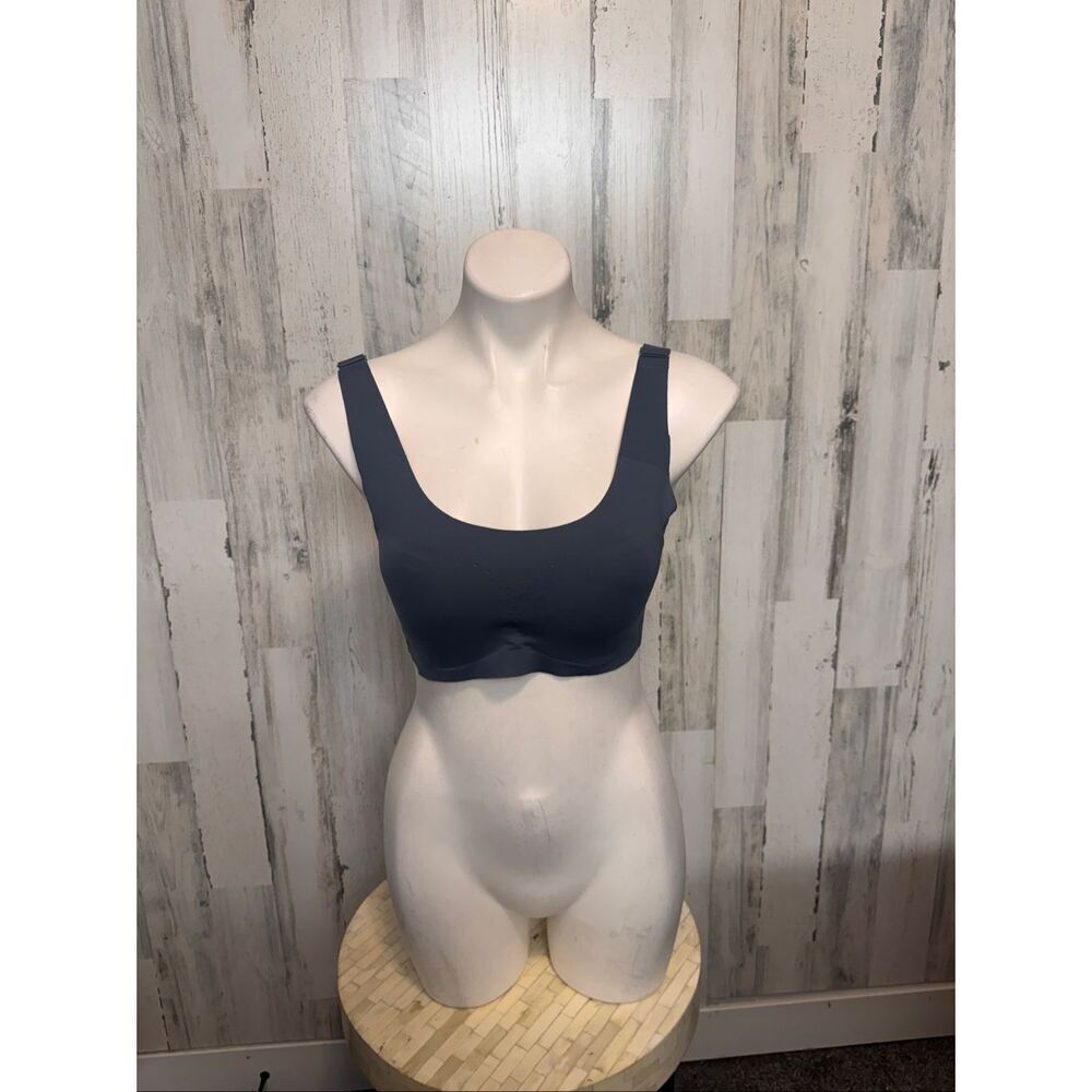 Avia Grey Molded Sports Bra Womens Size Small S A-C Cup Low Impact Athleisure